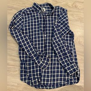 Men’s plaid button up